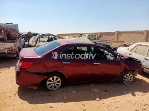 Byd F3 2020 White Automatic Used for Sale in Greater Cairo ( Cairo + Giza) - 6