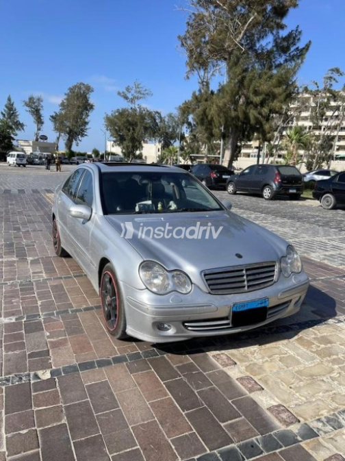 Mercedes C 230 2006 Silver Automatic Used for Sale in Alexandria - 2