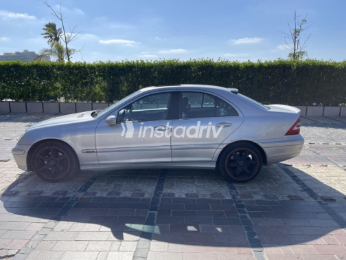 Mercedes C 230 2006 Silver Automatic Used for Sale in Alexandria - 10