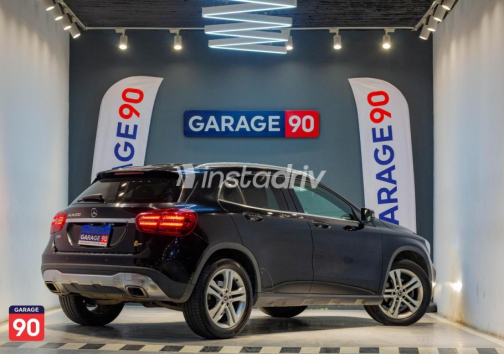 مرسيدس GLA 200 2019 أسود أوتوماتيك مستعملة للبيع في مدينة نصر - 5