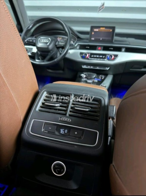 Audi A4 2018 Silver Automatic Used for Sale in Cairo - 4