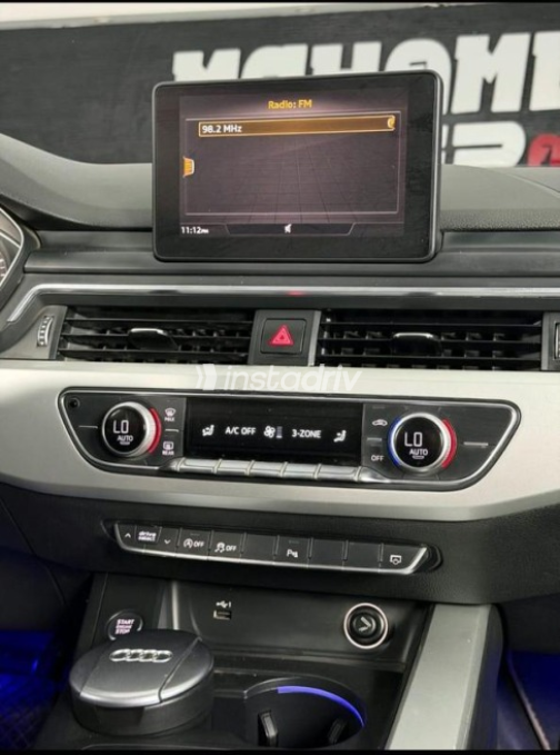 Audi A4 2018 Silver Automatic Used for Sale in Cairo - 7