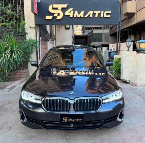 BMW 520 2023 Gray Automatic Used for Sale in Cairo - 2