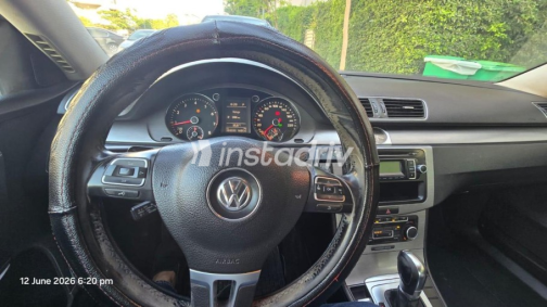 Volkswagen Passat 2011 Silver Automatic Used for Sale in Sheikh Zayed City - 4