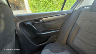 Volkswagen Passat 2011 Silver Automatic Used for Sale in Sheikh Zayed City