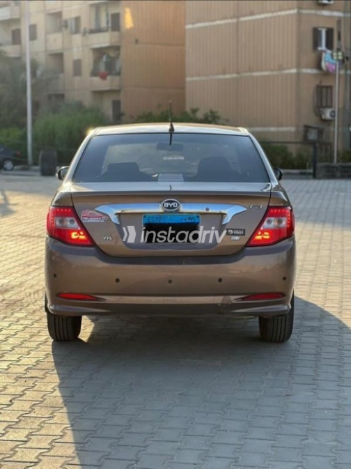 Byd F3 2020 Brown Automatic Used for Sale in Nasr city - 4