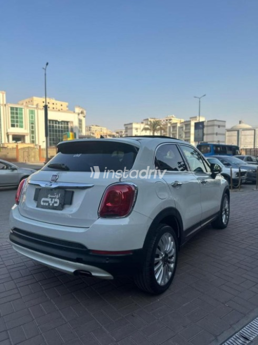 فيات 500 X 2019 أبيض أوتوماتيك مستعملة للبيع في مدينة نصر - 3