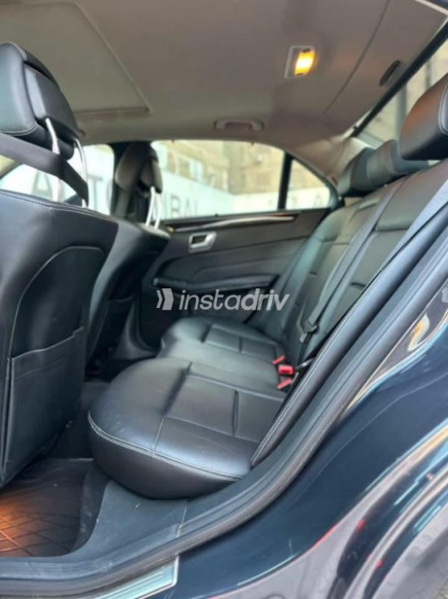 Mercedes E 180 2016 Gray Automatic Used for Sale in Nasr city - 4