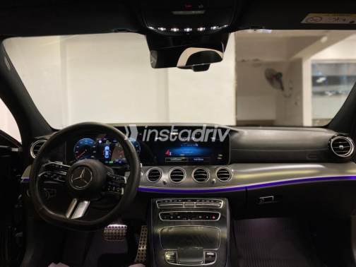 Mercedes E 300 2023 Black Automatic Used for Sale in Heliopolis - 8