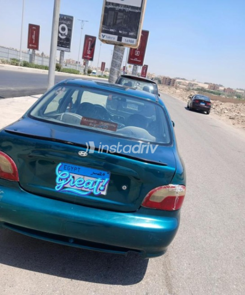 Hyundai Accent 2001 Green Automatic Used for Sale in Cairo - 4