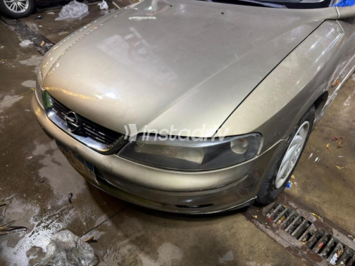 Opel Vectra 2003 Gold Automatic Used for Sale in El Manial - 5