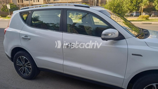 Geely Emgrand 7 2019 White Automatic Used for Sale in Heliopolis - 3