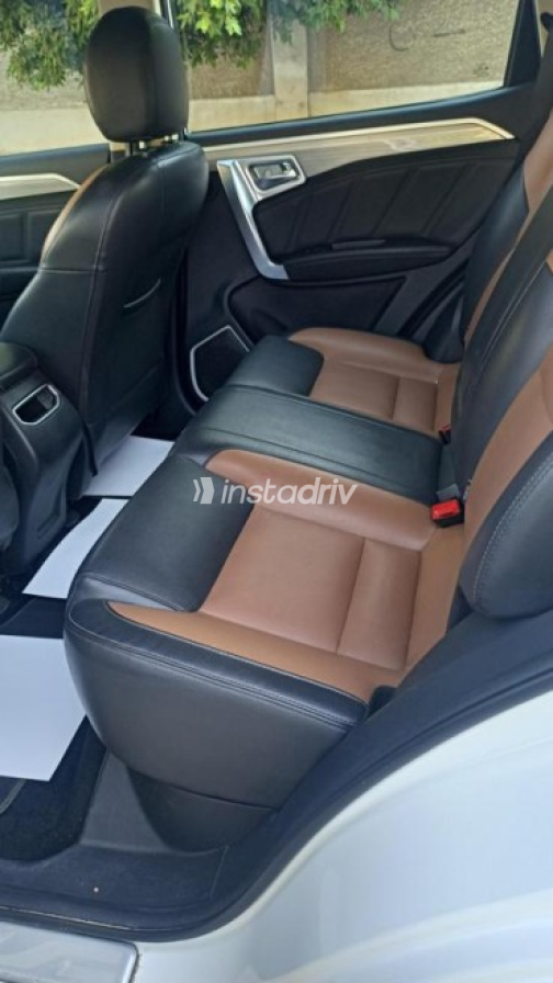 Geely Emgrand 7 2019 White Automatic Used for Sale in Heliopolis - 6