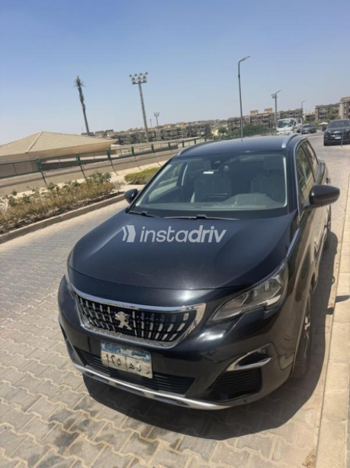 بيجو 3008 2019 أسود أوتوماتيك مستعملة للبيع في الإسكندرية - 2