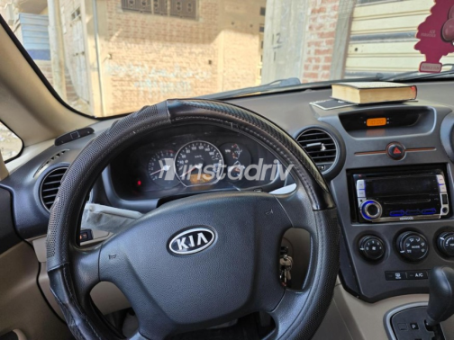 Kia Carens 2010 Black Automatic Used for Sale in Kafr el-Sheikh - 2
