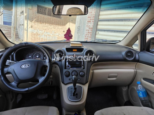 Kia Carens 2010 Black Automatic Used for Sale in Kafr el-Sheikh - 3