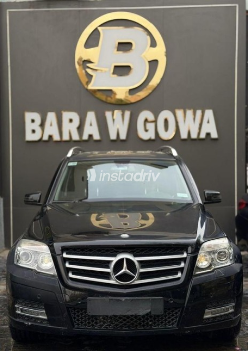 مرسيدس GLK 300 2010 أسود أوتوماتيك مستعملة للبيع في مدينة الشيخ زايد - 1
