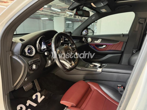 Mercedes GLC 300 2019 Silver Automatic Used for Sale in Cairo - 8