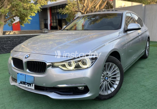 BMW 320 2017 Silver Automatic Used for Sale in Nasr city - 1