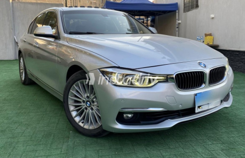 BMW 320 2017 Silver Automatic Used for Sale in Nasr city - 6