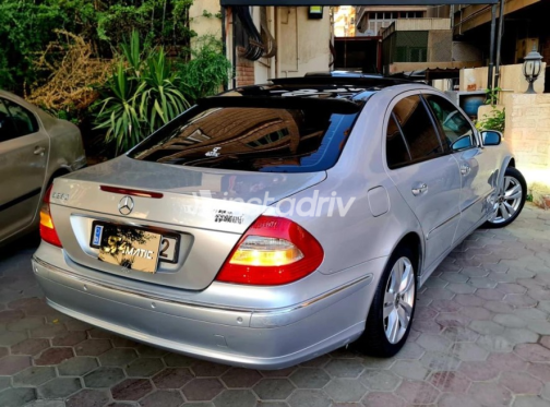 مرسيدس E 280 2006 فضي أوتوماتيك مستعملة للبيع في القاهرة - 4