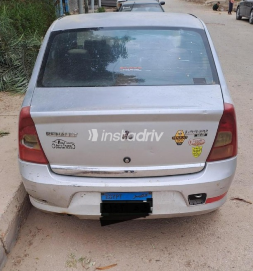 Renault Logan 2014 Silver Automatic Used for Sale in Cairo - 5