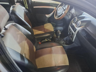 Renault Logan 2014 Silver Automatic Used for Sale in Cairo