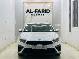 كيا جراند سيراتو 2019 أبيض أوتوماتيك مستعملة للبيع في الإسكندرية