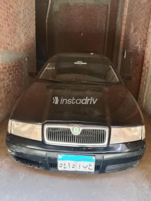 سكودا اوكتافيا A4 2007 أسود أوتوماتيك مستعملة للبيع في المحلة - 5