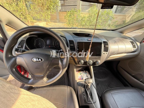 Kia Cerato 2013 Red Automatic Used for Sale in Cairo - 5