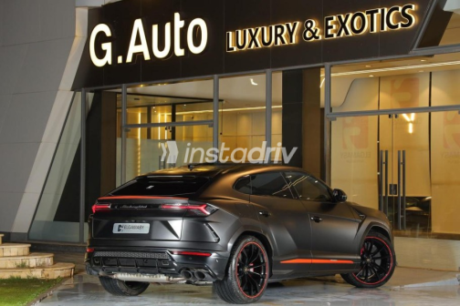 Lamborghini Urus 2022 Gray Automatic Used for Sale in Sheikh Zayed City - 5
