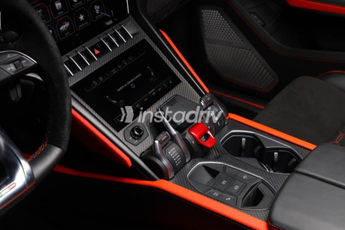 Lamborghini Urus 2022 Gray Automatic Used for Sale in Sheikh Zayed City - 10
