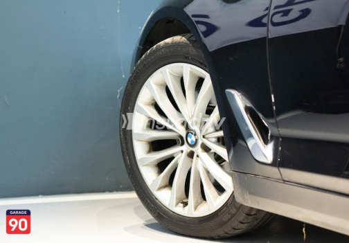 BMW 520 2020 Black Automatic Used for Sale in Madinaty - 9