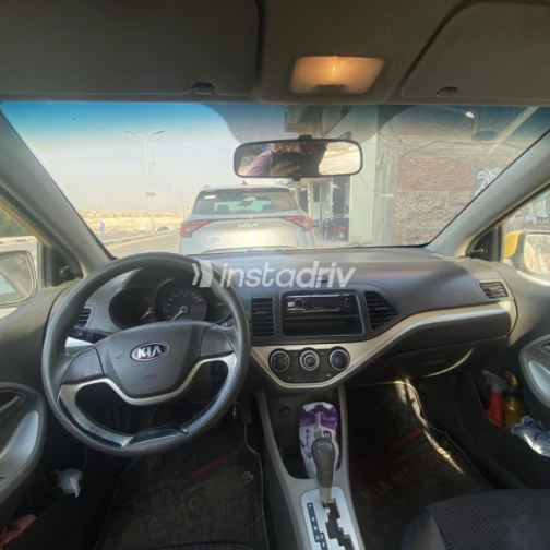 Kia Picanto 2015 Yellow Automatic Used for Sale in Giza - 6