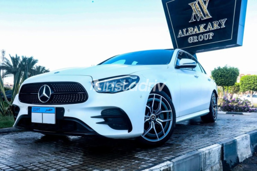 Mercedes E 200 2022 White Automatic Used for Sale in Madinaty - 1