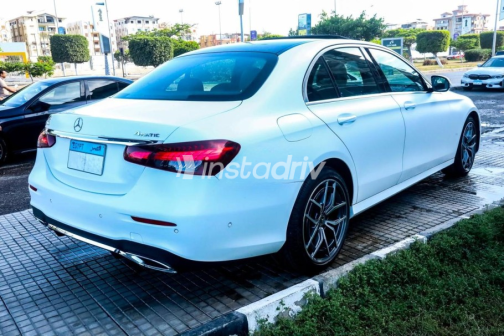 Mercedes E 200 2022 White Automatic Used for Sale in Madinaty - 2