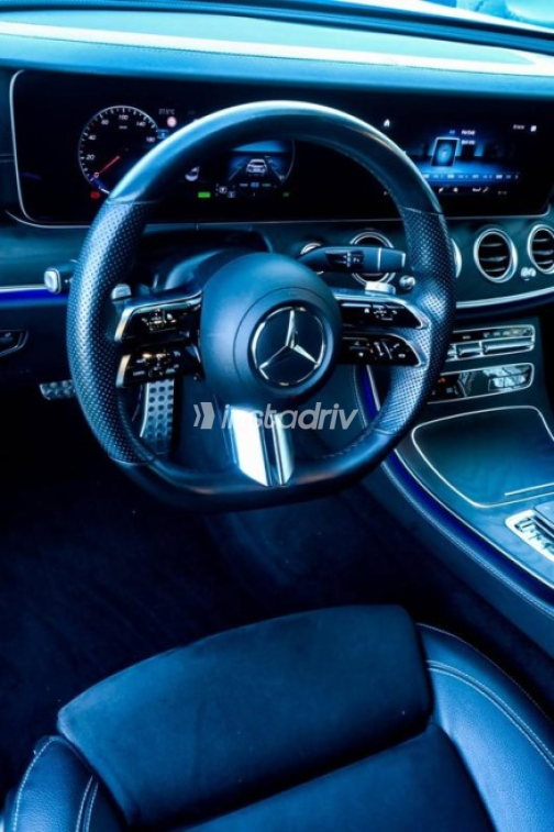 Mercedes E 200 2022 White Automatic Used for Sale in Madinaty - 10