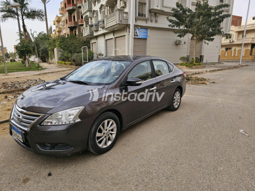 Nissan Sentra 2018 Dark Gray Automatic Used for Sale in Greater Cairo ( Cairo + Giza) - 3