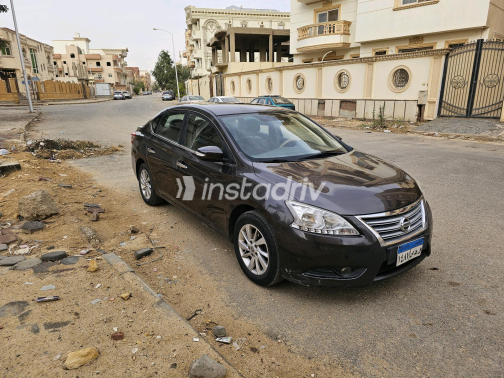 Nissan Sentra 2018 Dark Gray Automatic Used for Sale in Greater Cairo ( Cairo + Giza) - 7
