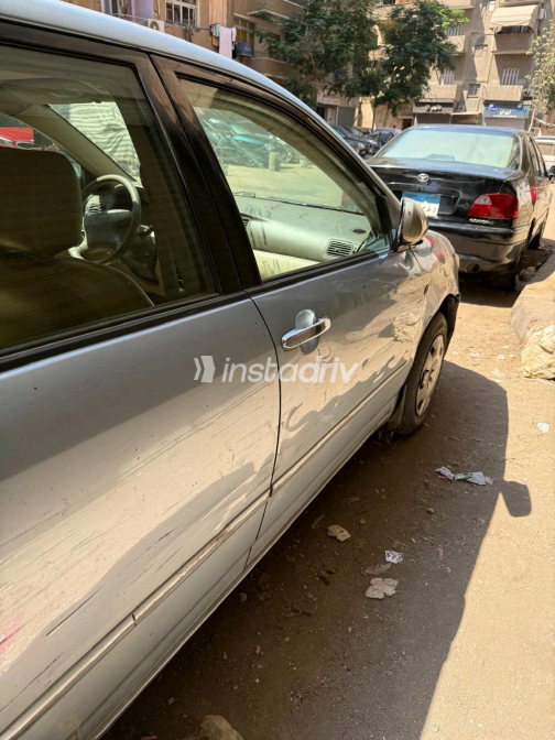 Toyota Corolla 2006 White Automatic Used for Sale in Cairo - 3