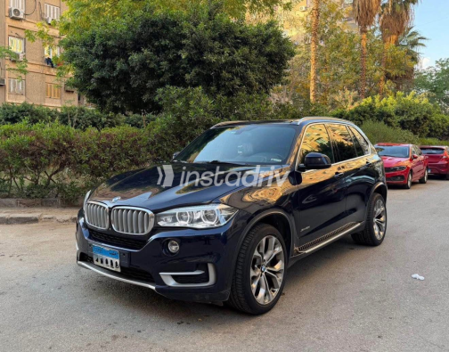 BMW X5 2017 Black Automatic Used for Sale in Cairo - 4