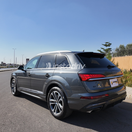 Audi Q7 2025 Gray Automatic Used for Sale in Cairo - 5