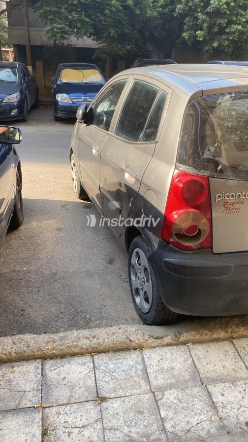 Kia Picanto 2009 Bronze Manual Used for Sale in Nasr city - 7