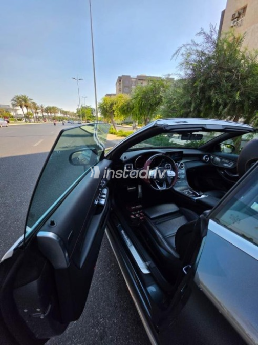 Mercedes C 200 2023 Dark Gray Automatic Used for Sale in Madinaty - 3