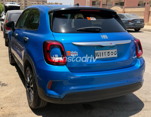 فيات 500 X 2024 أزرق أوتوماتيك مستعملة للبيع في مدينتى - 4