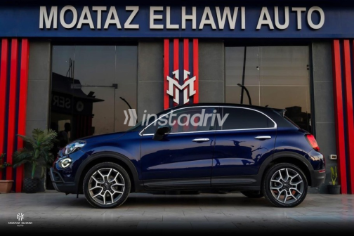 Fiat 500 X 2021 Dark Blue Automatic Used for Sale in Cairo - 10