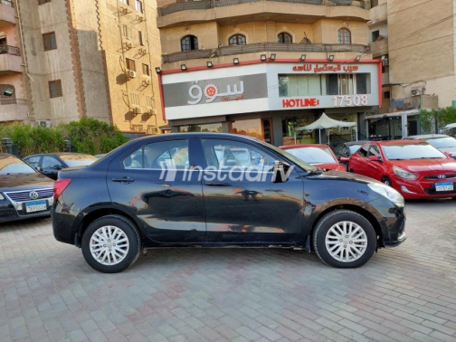 Suzuki Swift Dzire 2022 Black Automatic Used for Sale in Maadi - 3