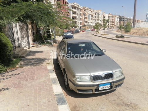 Skoda Octavia A4 2006 Gold Automatic Used for Sale in Alexandria - 4