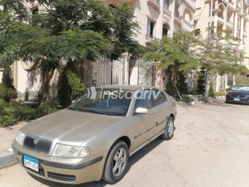 Skoda Octavia A4 2006 Gold Automatic Used for Sale in Alexandria - 6