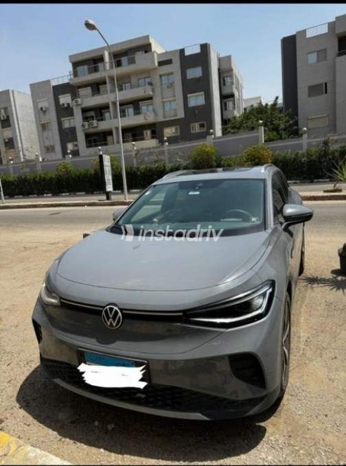 Volkswagen ID 4 2022 Gray Automatic Used for Sale in Cairo - 1